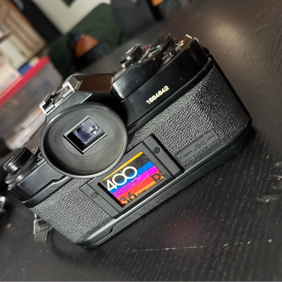 Canon A-1 + Canon 28-55 f/3.5-4.5. Film Camera Kit + Canon 70-150mm. Flash, Case - Picture 2 of 12